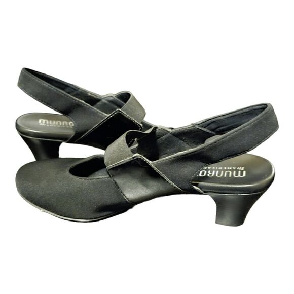 MUNRO "Ella" Fabric/Patent Slingback Pump - Size 6 1/2W - Picture 3 of 8